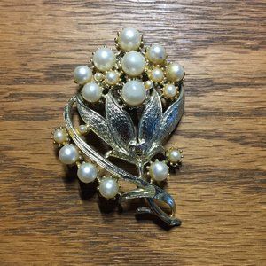 Vintage, Silvertone, Faux Pearl, Brooch